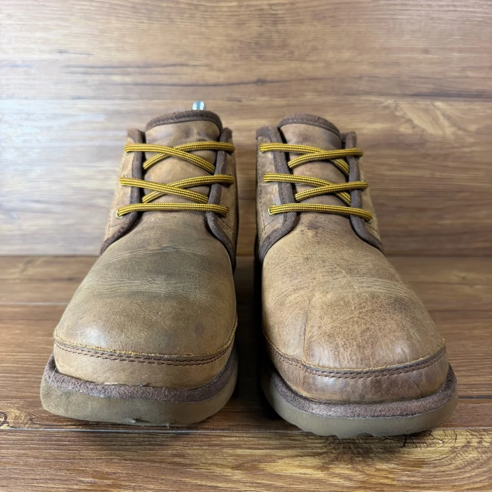 UGG Neumel‎ II Weather Boot Youth Size 4 Leather Winter Shoes Snow Boots